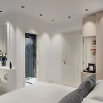 Dama Luxury 4* ポンペイ