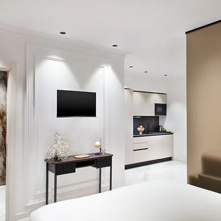 Dama Luxury