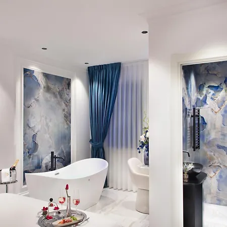 Dama Luxury 4* Помпеи